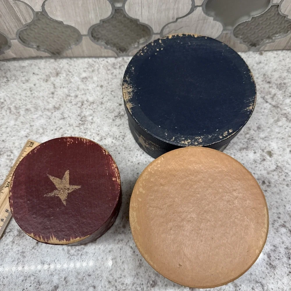 Primitive Country Stack Of 3 Round Boxes, Reproduction, Cardboard, Red Navy Tan